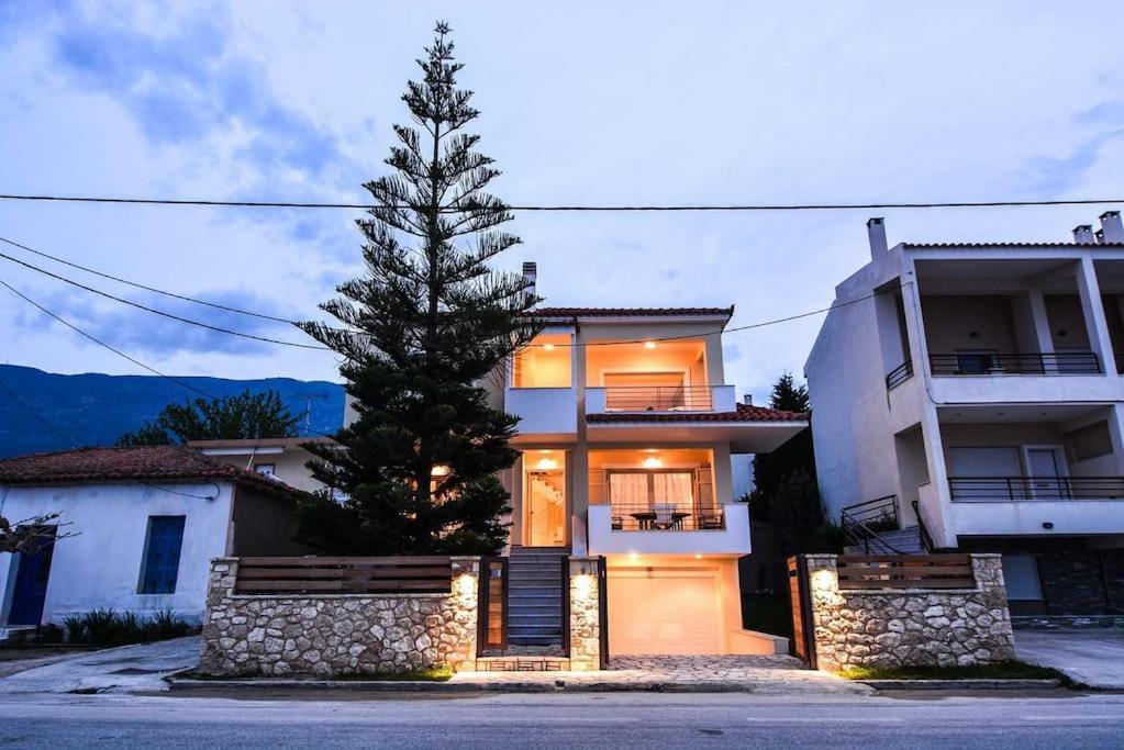 Aigli Luxurious Villa Kato Pitsa Eksteriør bilde